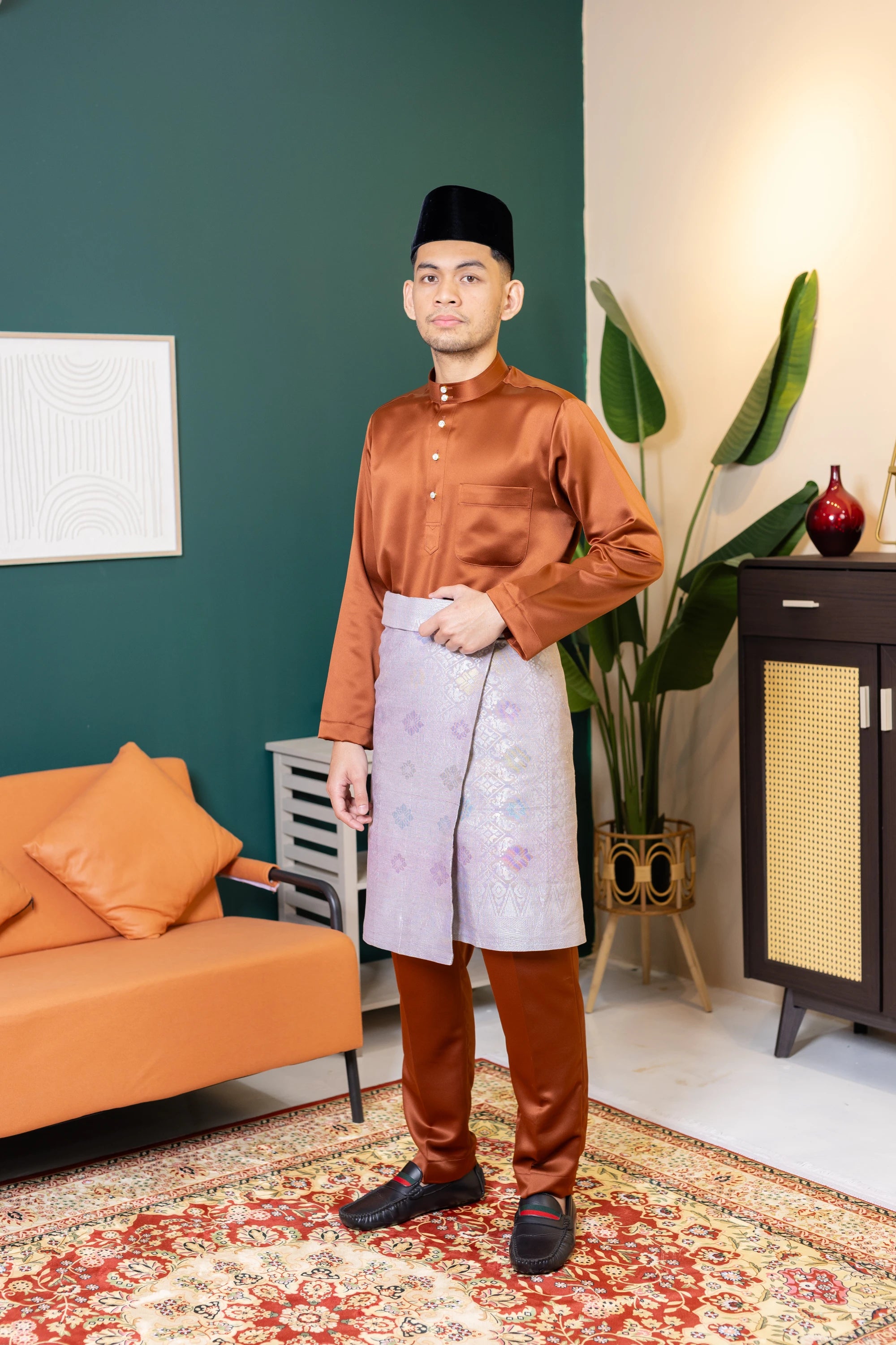 Baju Melayu Tailor Fit - Rich Brown