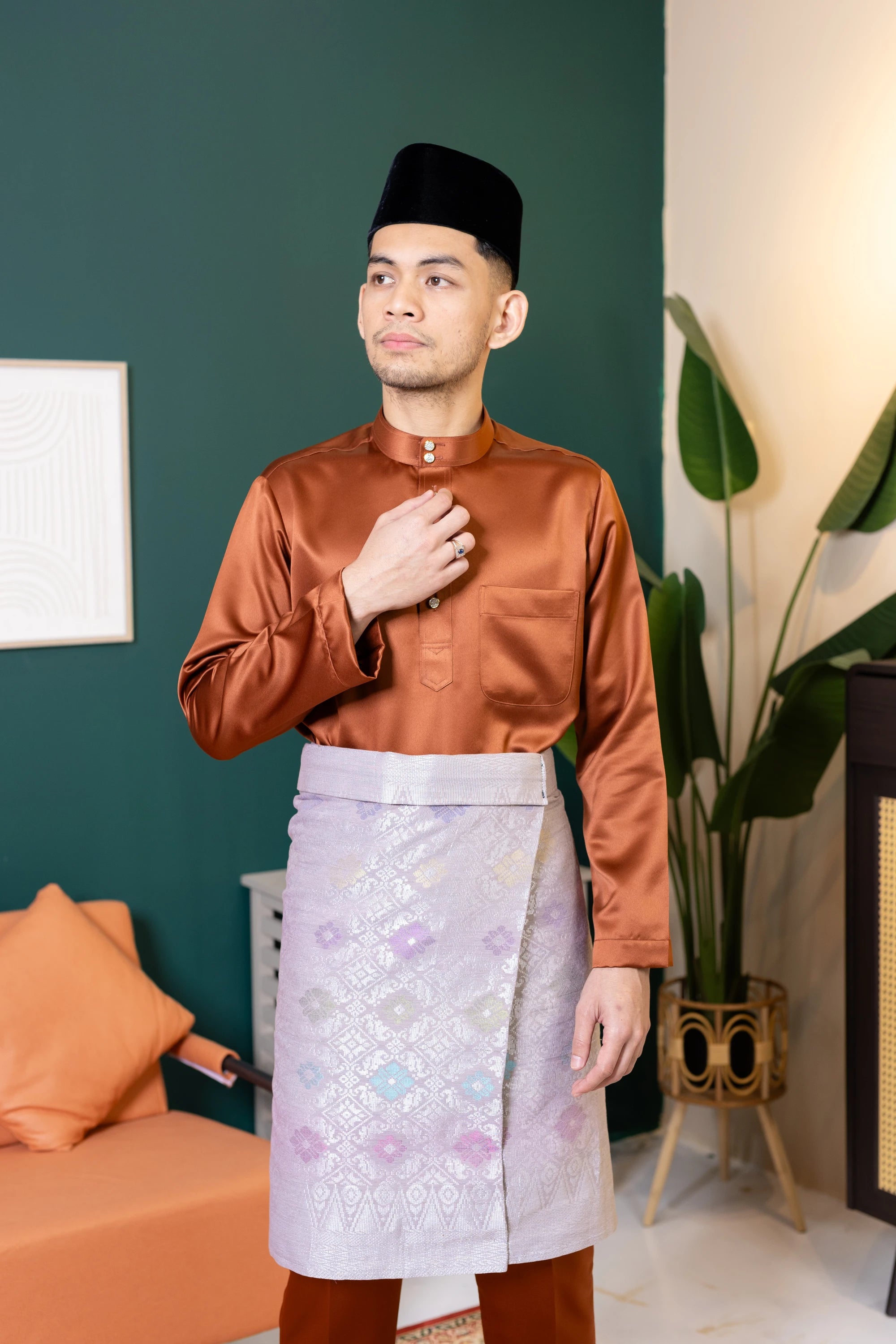 Baju Melayu Tailor Fit - Rich Brown