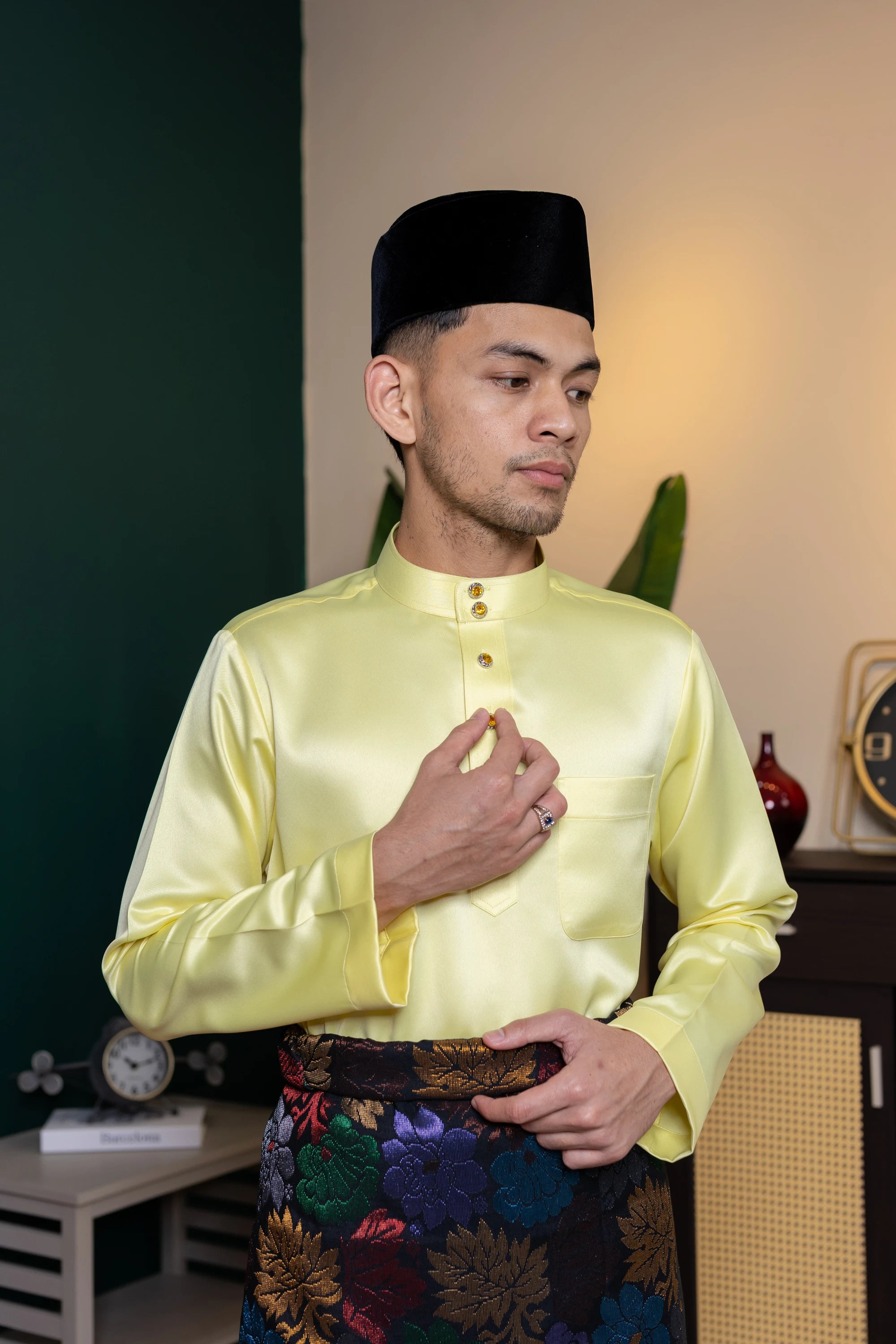 Baju Melayu Tailor Fit - Yellow Corn